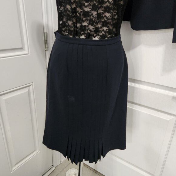 Jones New York 2 pc Suit set blazer skirt - Picture 8 of 16